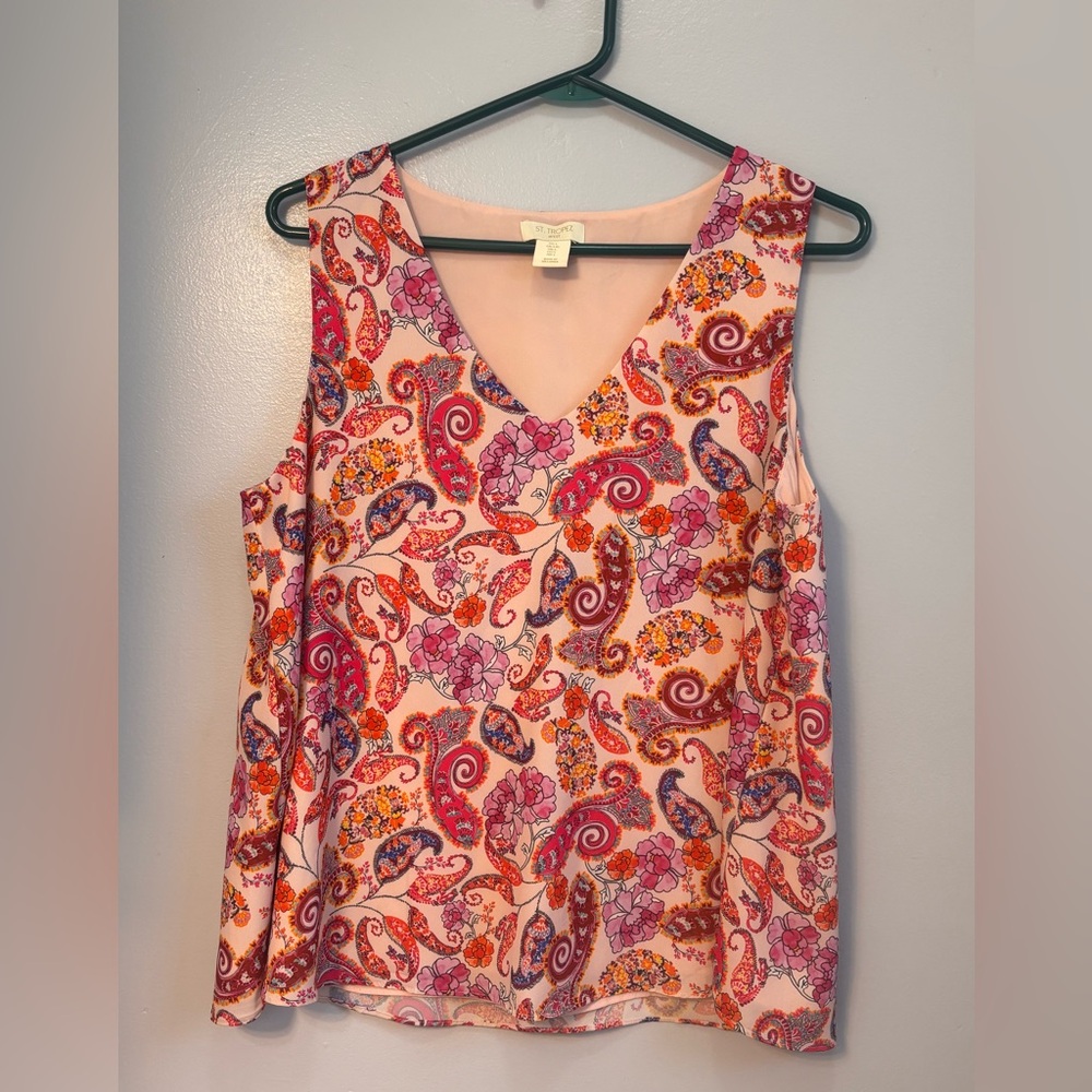 St. Tropez West Paisley Floral V-Neck Tank Top - Pink & Red. Sz L